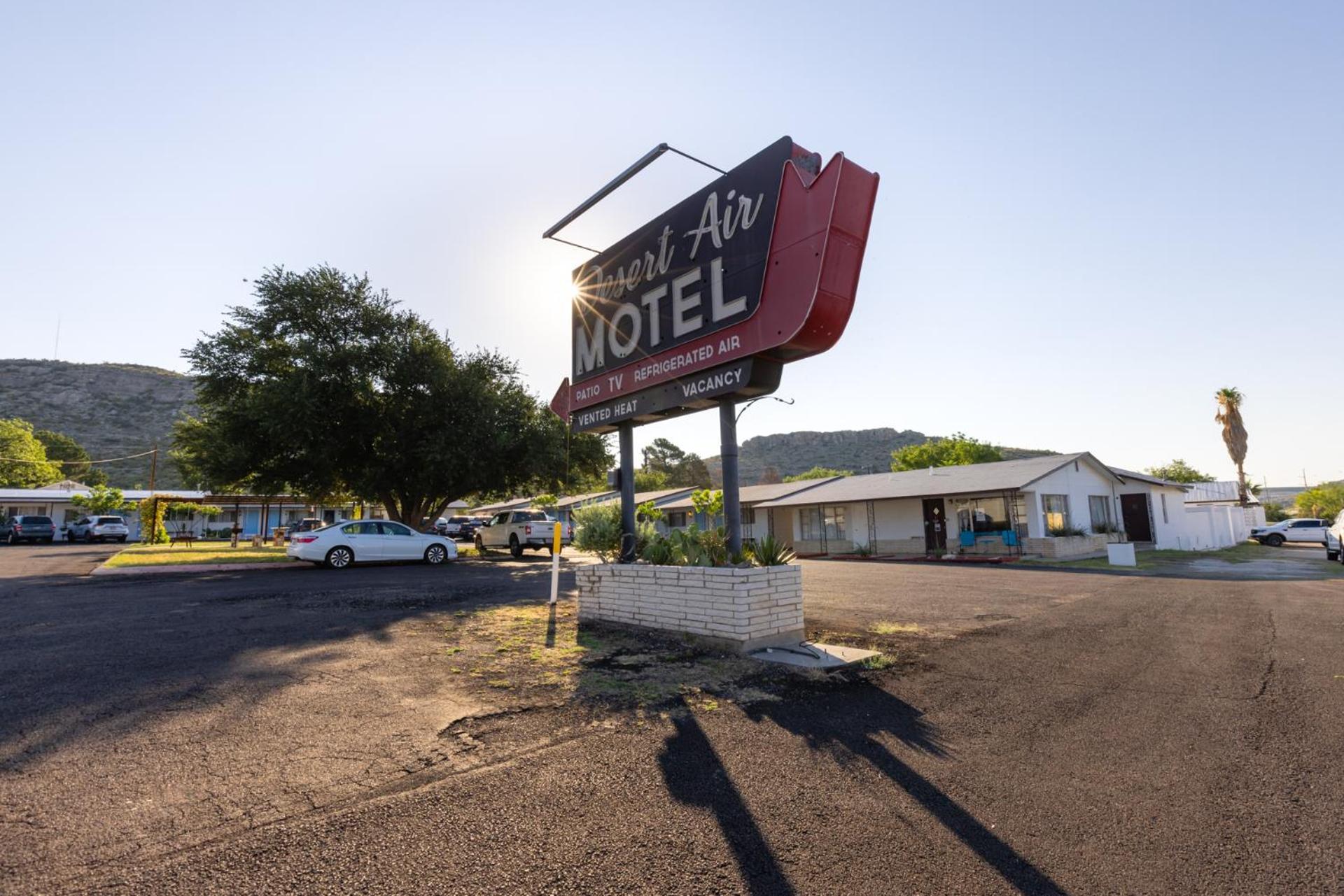 Desert Air Motel Sanderson Exterior photo