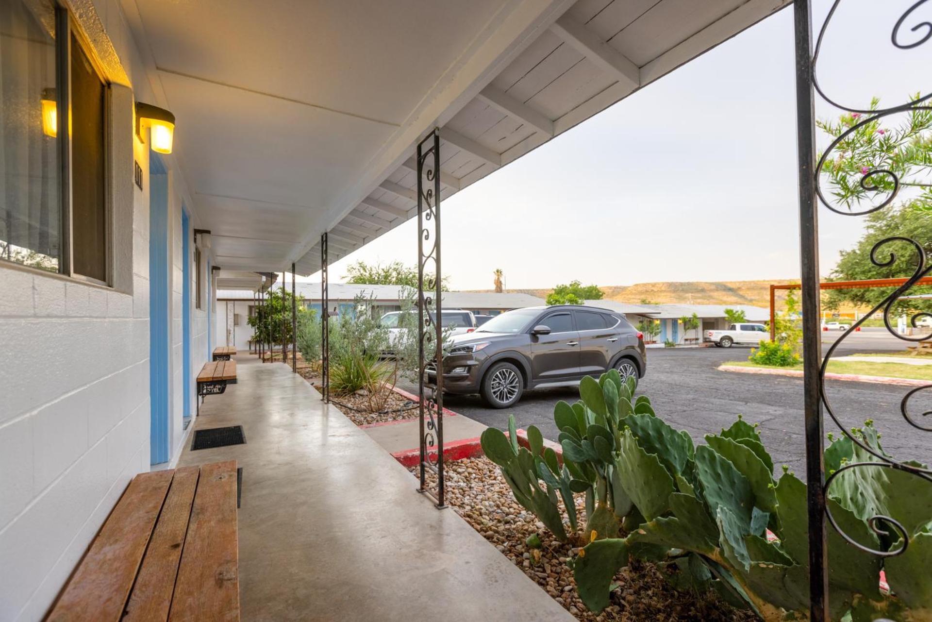 Desert Air Motel Sanderson Exterior photo